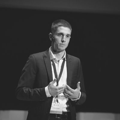 Álvaro Solano García | Equipo de Marketing